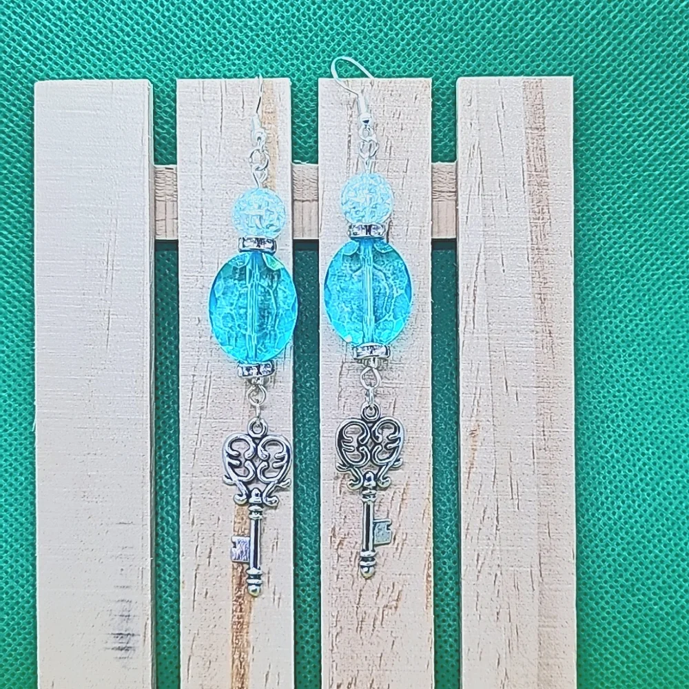 Keys To The Kingdom Collection 92.5 SS Post Earrings - Picture 1 of 1